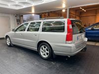 begagnad Volvo V70 2.4 Momentum Euro 4
