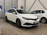 Begagnad Toyota Auris Touring Sports Edition 136 HK (100 kW) 2018 Vit Kombi