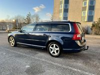 begagnad Volvo V70 1.6D DRIVe Summum DRAG/LÄDER/NYBES/P-SENSOR