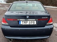 begagnad BMW 745 Nybesiktad V8 334hk sommar och vinterhjul