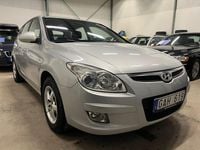 Begagnad Hyundai i30 122 HK (89 kW) 2008 Silver metallic