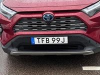Begagnad Toyota RAV4 Hybrid 222 HK (163 kW) 2024 SUV