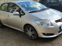 begagnad Toyota Auris 5-dörrar 2.0 D-4D Euro 5