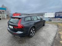 Begagnad Volvo V60 CC 190 HK (139 kW) 2020 Kombi
