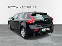 begagnad Volvo V40 T3 Momentum p-sens bak 2016, Kombi