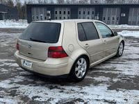 Begagnad VW Golf IV GTI 180 HK (132 kW) 2003 Champagne