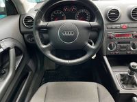 begagnad Audi A3 1.6 Attraction, Comfort | Motorvärmare 2005, Halvkombi