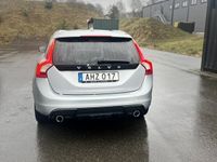 begagnad Volvo V60 D5 AWD Geartronic Summum Euro 5