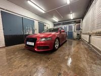 Begagnad Audi A4 160 HK (117 kW) 2011 Röd metallic Kombi