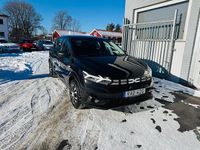 Begagnad Dacia Sandero 91 HK (66 kW) 2022 Svart Halvkombi