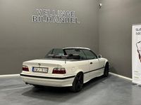 Begagnad BMW 320 Cabriolet 150 HK (110 kW) 1994 Vit Cab