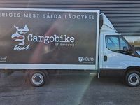 begagnad Iveco Daily 35-160 Volymskåp m bakgavellyft 2.3 JTD Hi-Matic 2018, Transportbil