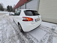 Begagnad Peugeot 308 Active 116 HK (85 kW) 2014 Whitepear Halvkombi