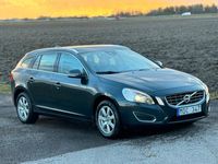 begagnad Volvo V60 T4 AUTOMAT Summum Euro 5