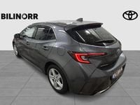 Begagnad Toyota Corolla Hybrid Style 141 HK (103 kW) 2024 Mörkgrå Halvkombi