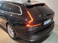 begagnad Volvo V90 B4 Diesel Momentum Advanced Edt, Backkamera, Dragkrok Semi-elektrisk