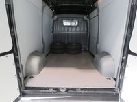 begagnad Peugeot Boxer Van 335 2.0 BlueHDi 131hk Leasebar