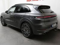 Begagnad Porsche Cayenne Sport 471 HK (346 kW) 2025 Quarzite grey metallic SUV