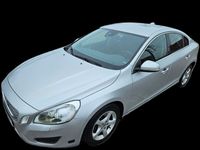 begagnad Volvo S60 D5 AWD Geartronic Momentum Ny besiktad Ny servat