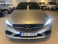 begagnad Mercedes C220 C220 Benzd AMG 9G LED Navi Drag Panorama 1-ägare 2019, Sedan