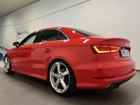 begagnad Audi A3 2.0 TDI 150hk S-Line Ambition/19"/Alcantara