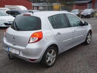 Begagnad Renault Clio R.S. 75 HK (55 kW) 2010 Silver Halvkombi