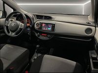 begagnad Toyota Yaris 1.33 Dual VVT-i 99hk Multidrive S/ Drag/ B-kam