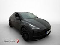 Begagnad Tesla Model Y Long Range AWD 378 kW (514 HK) 2023 Svart SUV