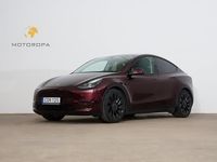 Begagnad Tesla Model Y Performance 392 kW (534 HK) 2023 Röd SUV