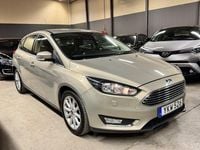 Begagnad Ford Focus Titanium 125 HK (91 kW) 2016 Grå Halvkombi