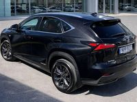 Begagnad Lexus NX300h 197 HK (144 kW) 2015 SUV