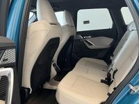 begagnad BMW iX1 xDrive30 M Sport Aktiv-Stol H K Drag 2023, SUV