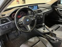 begagnad BMW 320 i xDrive Touring Model Sport, Navigation, Automat