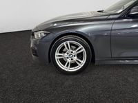 Begagnad BMW 320 M Sport 184 HK (135 kW) 2018 Grå Sedan
