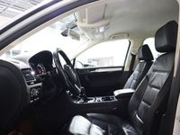 begagnad VW Touareg 3.0 V6 TDI SCR 4Motion Svensksåld Euro 6