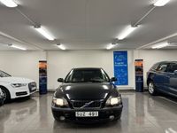 begagnad Volvo S60 2.4T Automat | Ny-Servad | Halv-Skinn | Tonade