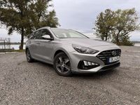 Begagnad Hyundai i30 Essential 120 HK (88 kW) 2023 Grå Kombi