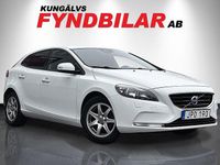 Begagnad Volvo V40 Kinetic 115 HK (84 kW) 2014 Vit Halvkombi