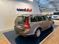 begagnad Volvo V70 2.4D Momentum, Värmare, Dragkrok, Euro 4
