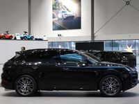 Begagnad Porsche Cayenne 2026 Svart SUV