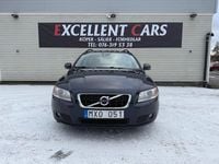 Begagnad Volvo V70 Momentum 163 HK (119 kW) 2012 Blå Kombi