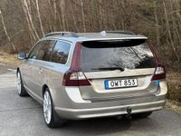 Begagnad Volvo V70 175 HK (128 kW) 2010 Ljusbrun Kombi