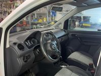 begagnad VW Caddy 1,6tdi DSG Fjärrstyrdvärm