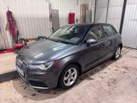 Begagnad Audi A1 Sportback 86 HK (63 kW) 2014 Metallic Halvkombi