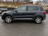 Begagnad VW Tiguan Sport 141 HK (103 kW) 2012 Svart SUV