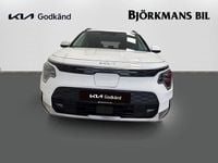Begagnad Kia e-Niro 150 kW (204 HK) 2022 Vit SUV