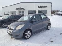 Begagnad Toyota Yaris 101 HK (74 kW) 2009 Blå Halvkombi