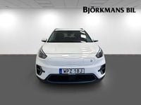 Begagnad Kia e-Niro Advance 150 kW (204 HK) 2021 /ud/ clear white s SUV