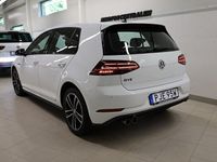 begagnad VW Golf VIII 1,4 TSI 204hk P-värmare