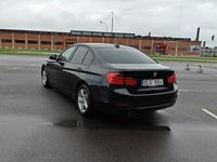 begagnad BMW 320 d Sedan